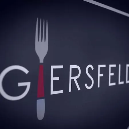 Whispering Tree Gross אורחן אנקום