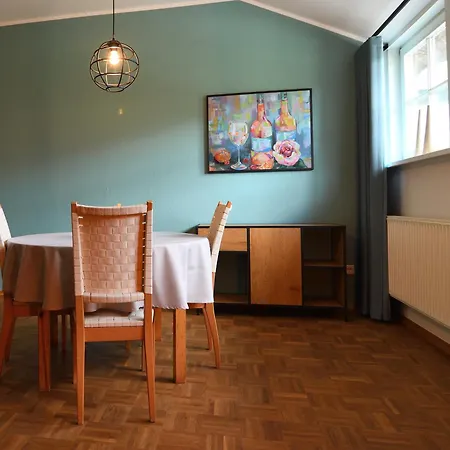 Whispering Tree Gross *